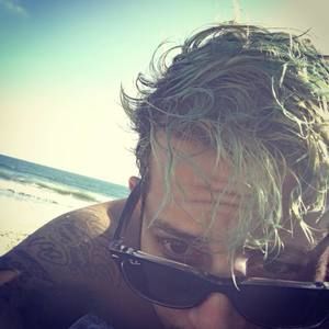 Meet your Posher, Gary